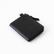 【アウトレットセール】Legato コンパクト財布　バナナ　ブラック
