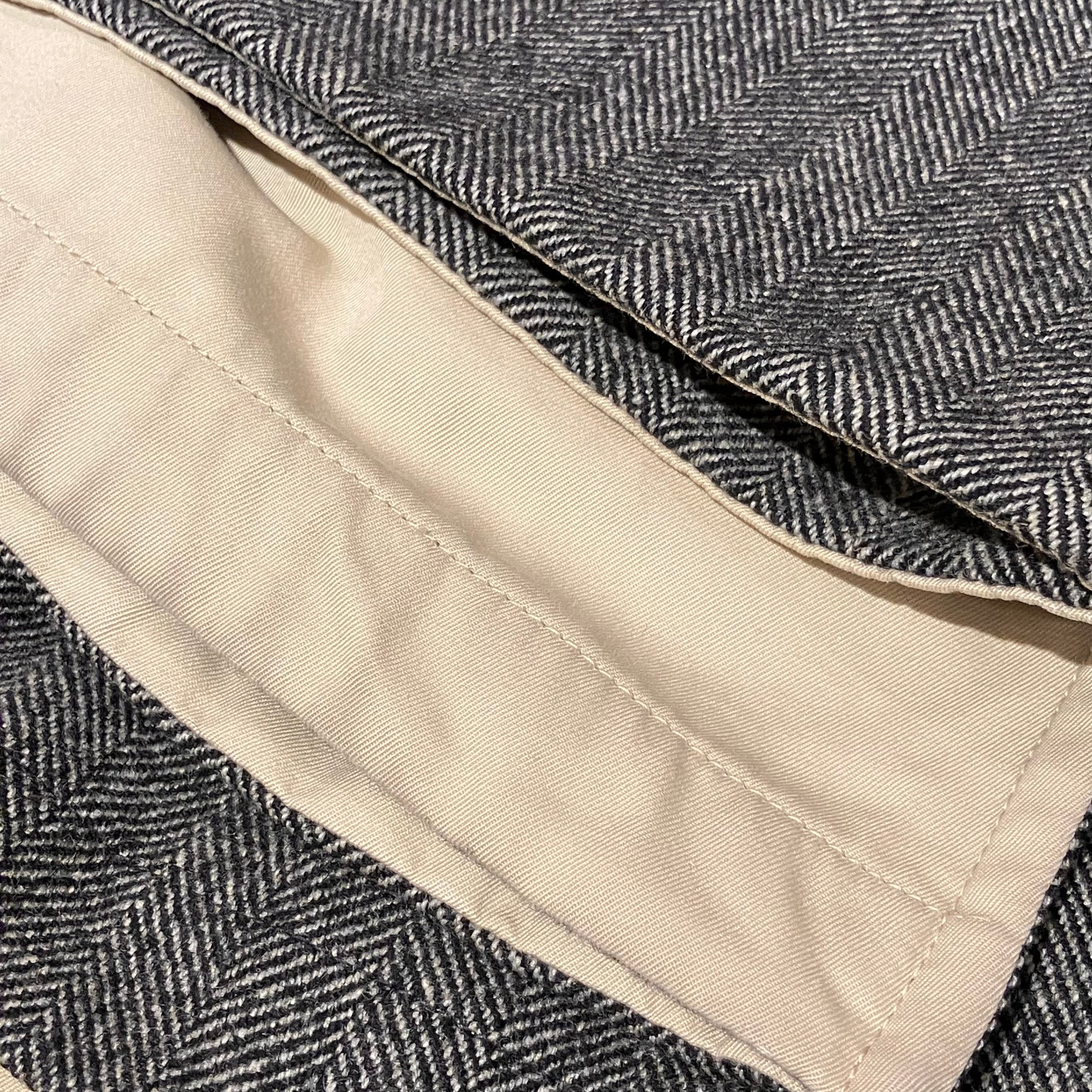 Aquascutum イングランド製 ウールヘリンボーン×コットン100 Aquascutum イングランド製 ウールヘリンボーン×コットン100