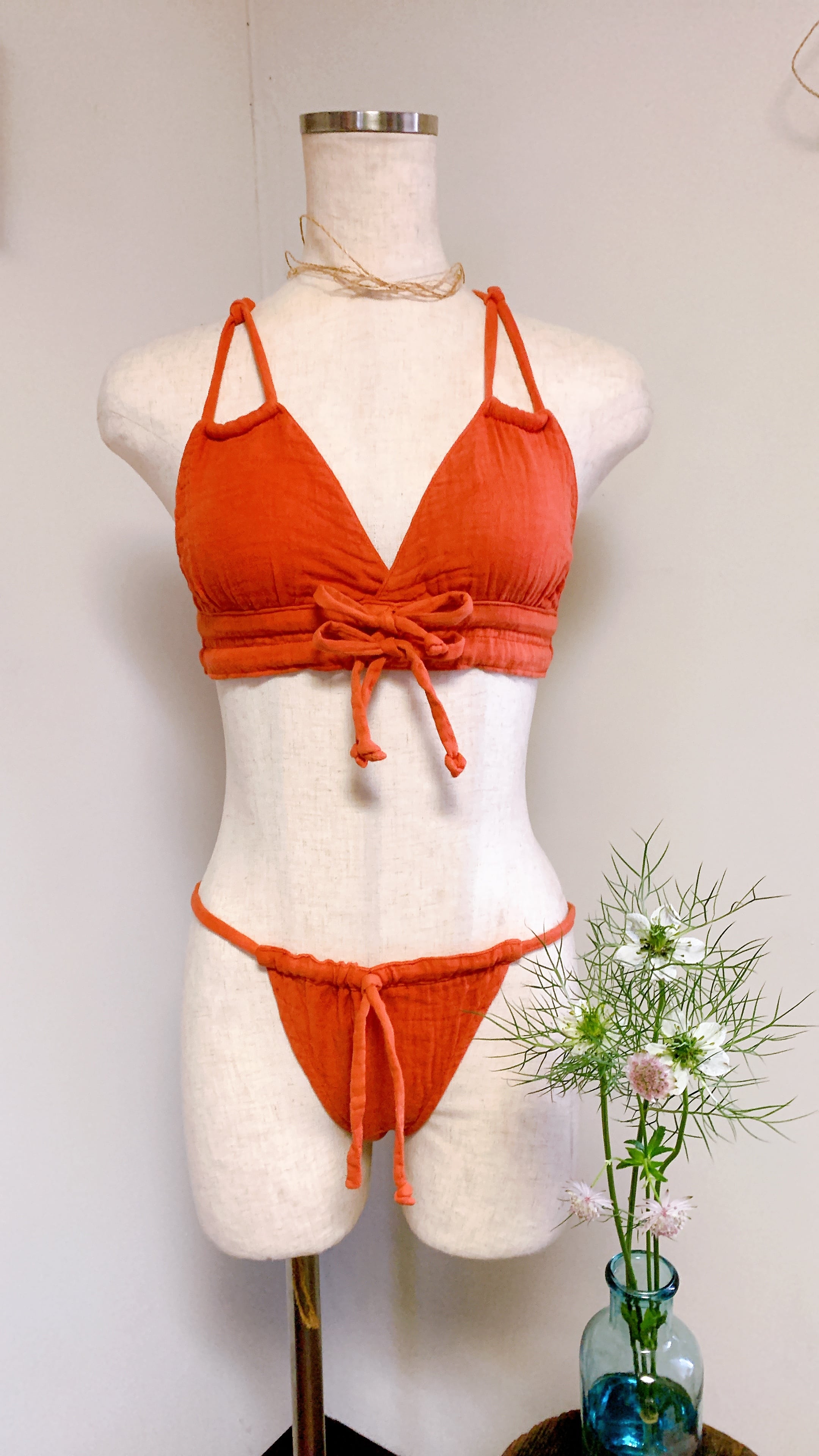 締めつけない下着 “ゆる〜りパンツ“ 茜染め 第1チャクラ