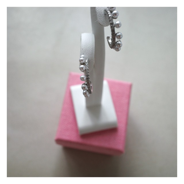 Baby Pearl  Hoop