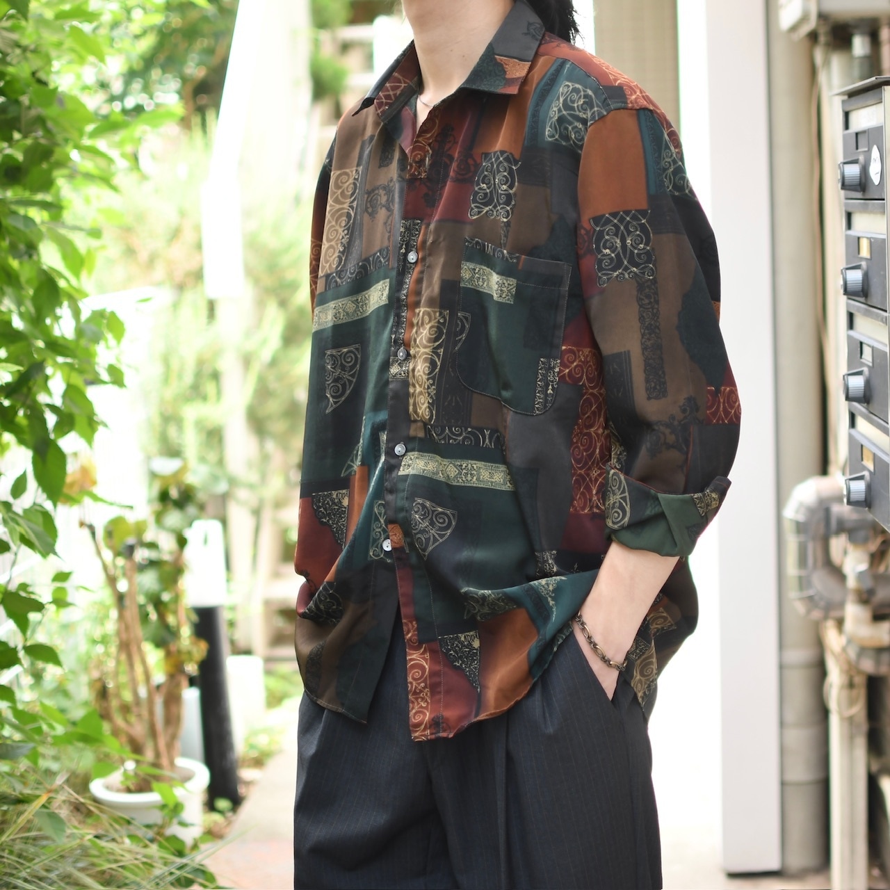 tapestry pattern shirt