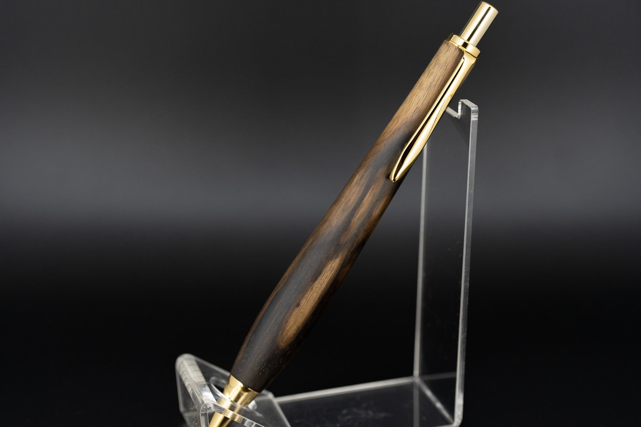 魅惑の黒い紋様】 黒柿 孔雀杢 特上 gold MP | 木軸ペン工房 金杢犀