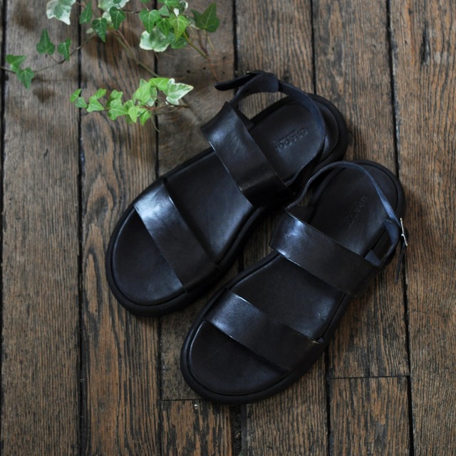 BRADOR Ladies Leather Sandal (black platform) / Italy