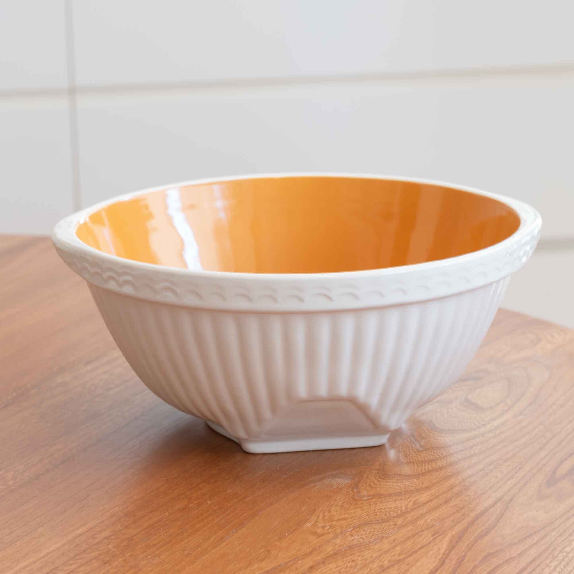 英国　TG GREEN 社製　ビンテージミキシングボウル　オレンジカラー　サイズ約２６センチ大サイズ