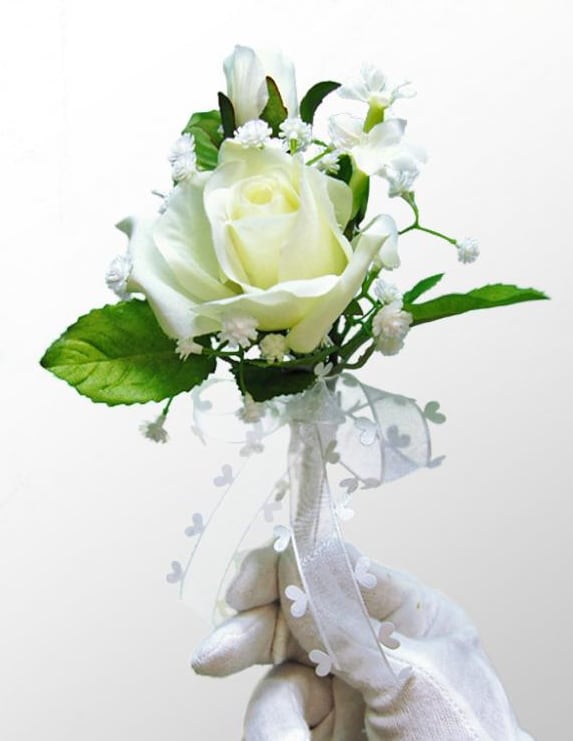 キャスケードブーケ 白バラ【ブートニアセット】 | 造花・プリザーブド