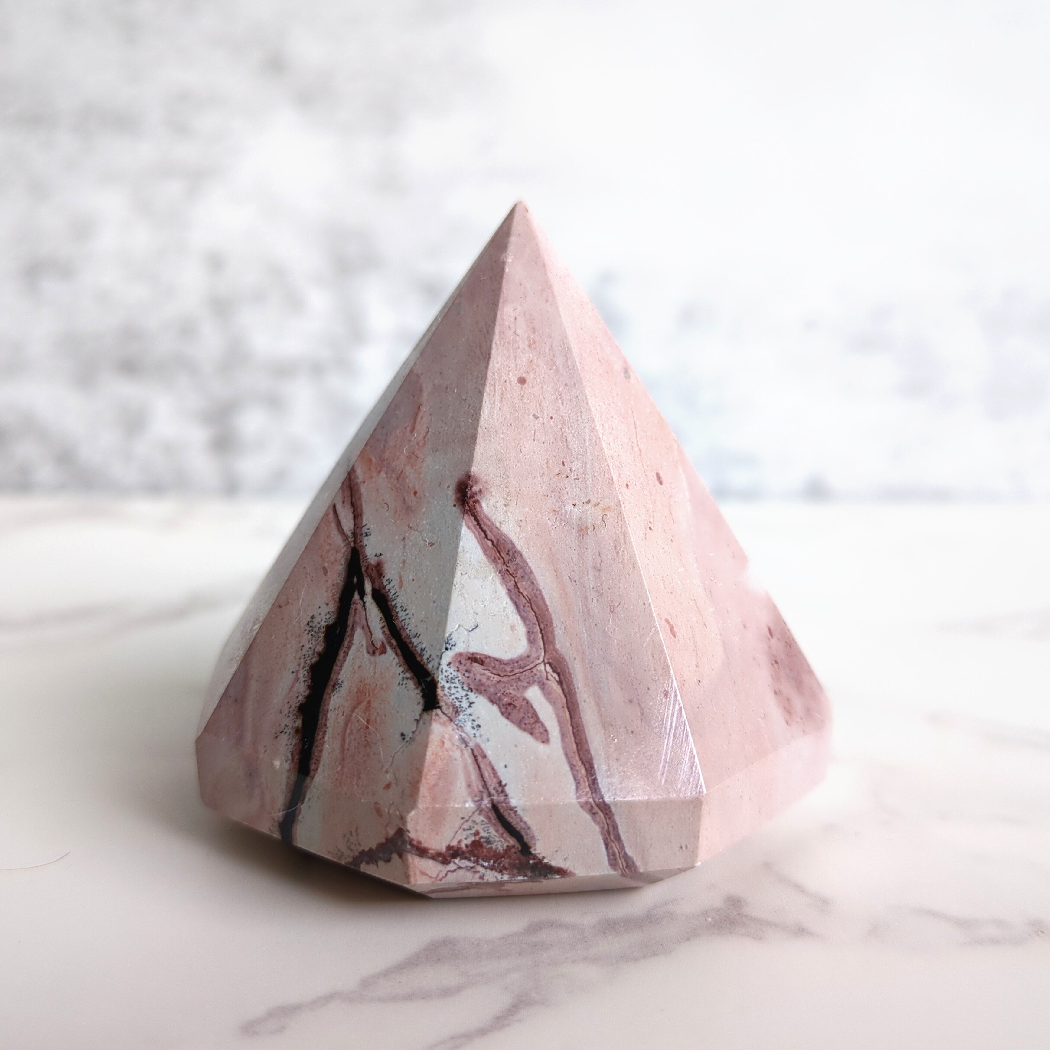 【石あかり】癒しの石あかり　ストーン　No.1 1DAY FRUTTIEイメージムービー15秒【髙石あかり】 - YouTube