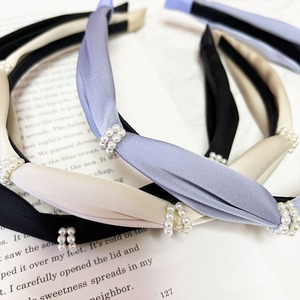 パール付きカチューシャ レディース ヘアアクセサリー まとめ髪 ヘアアレンジ w-0328