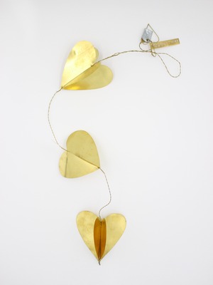 WALTHER & Co.  STRING OF HEARTS (3 HEARTS)