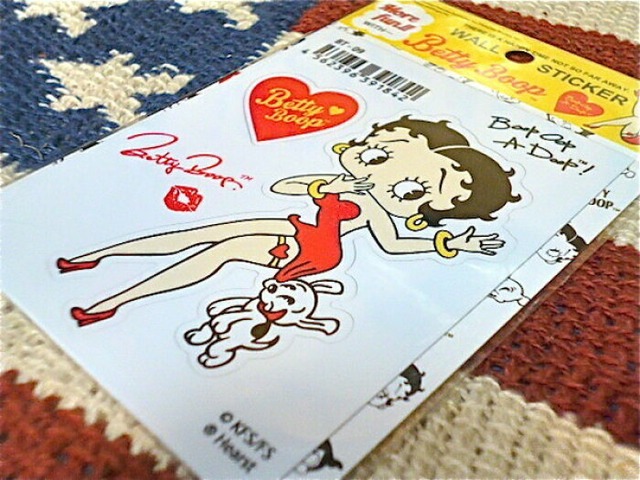 【アメリカン雑貨】【ベティ・ブープ】  ベティ・ブープ アメリカン雑貨 Betty Boop ベティーブープ ベティーちゃん グッズ ステッカー パジーじゃれる アメリカンキャラクター ベティちゃん-SE0075