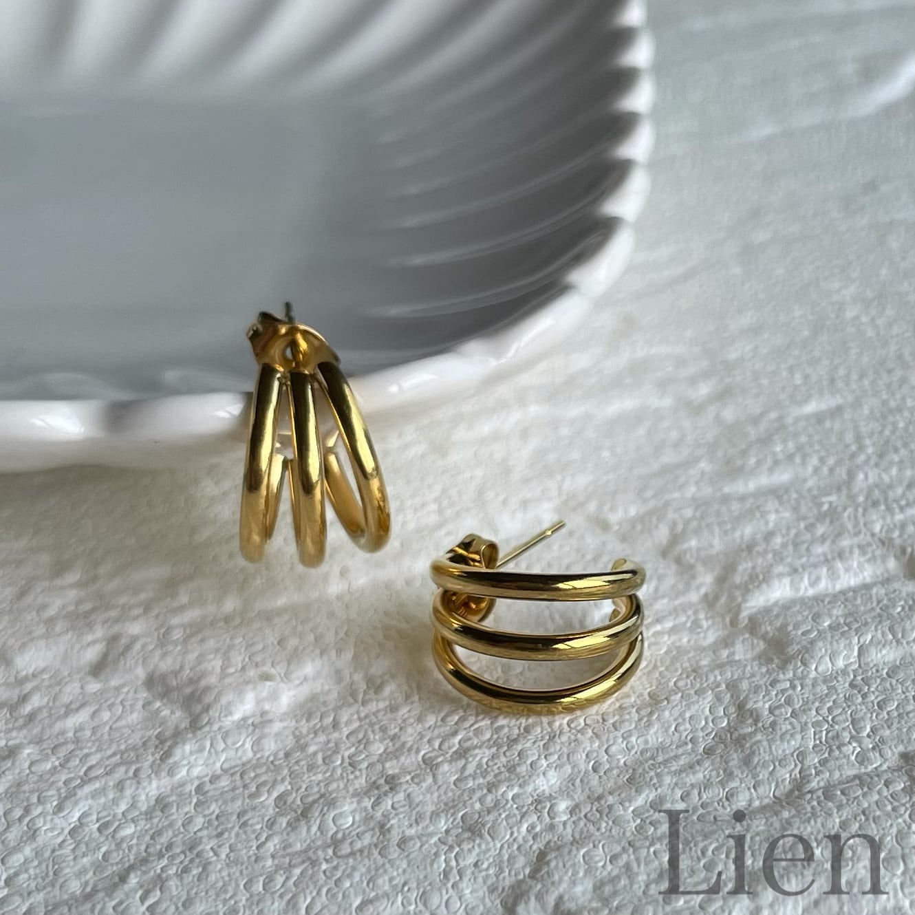 3連 フープ ピアス◇つけっぱなし!OK 316L サージカルステンレス