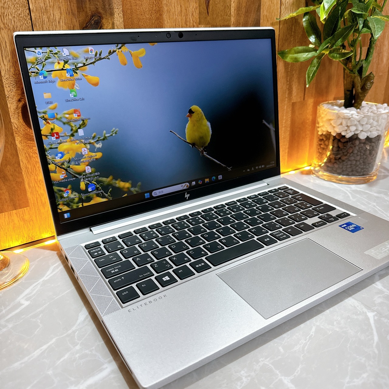 2021年式 /HP EliteBook 830 G8/最高峰i7第11世代/メモリ16GB/SSD512GB/ノートパソコン