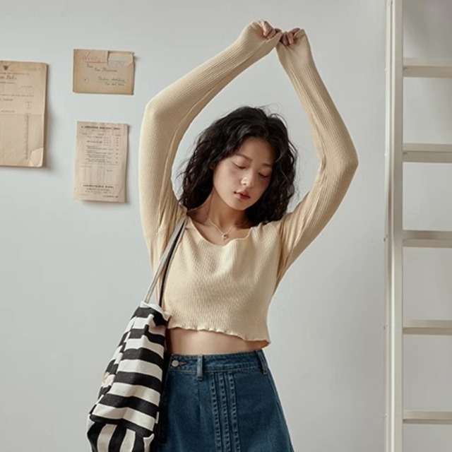 レディース カットソー ニット ショート 長袖 Uネック スリム リブ 薄手 ストレッチ 伸縮性 ソフト 柔らか 大人可愛い きれいめ シンプル カジュアル おしゃれ かっこいい レトロ こなれ感 ラフ 個性的 抜け感 キュート ラグジュアリー ベーシック アクティブ ナチュラル 休日感 あざとい 大人女子 活発 控えめ 無地 春 夏 お出かけ アウトドア イベント 休日 ショッピング カフェ フェス 散歩 インドア おうち時間 韓国 楽ちん 普段使い 着回し トレンド S M L ブラック ベージュ