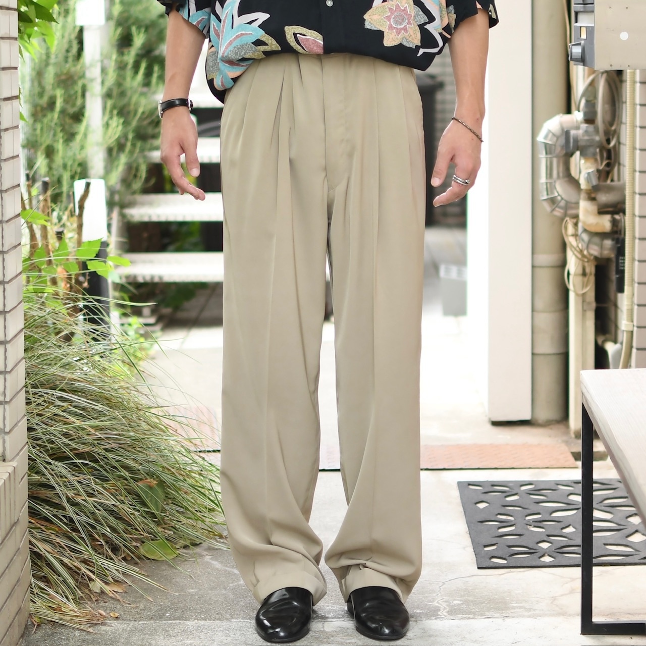 drape silhouette golf embroidery 2tuck slacks