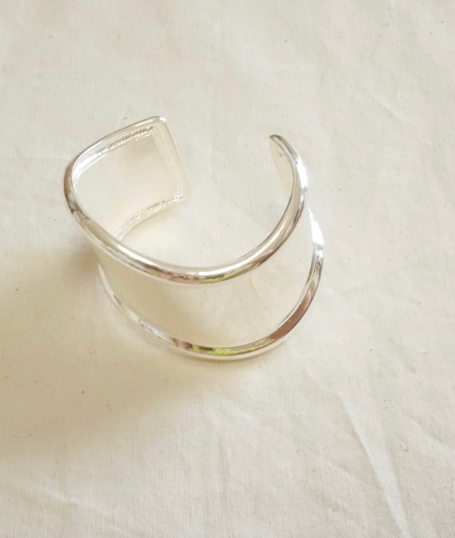 【限定復刻】Wide wave cuff