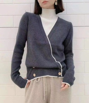 バイカラーライン入り　レイヤード風デザインニット　AJ111-Y887