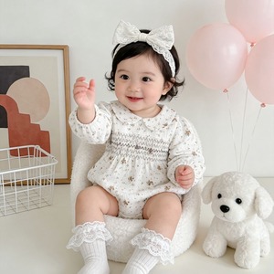 【BABY】可愛いフラワー柄ロンパース