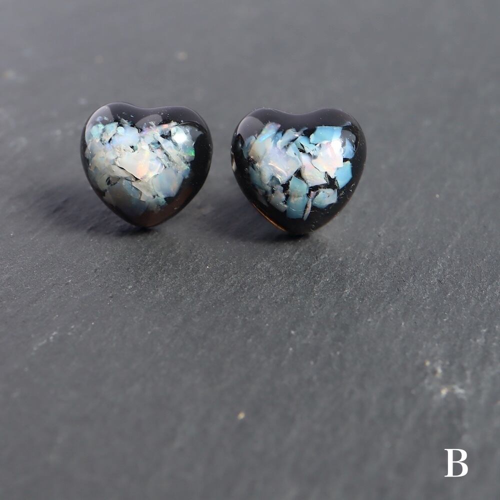 オパール BLACK ハートピアス ブラック 天然石 原石 ハンドメイド