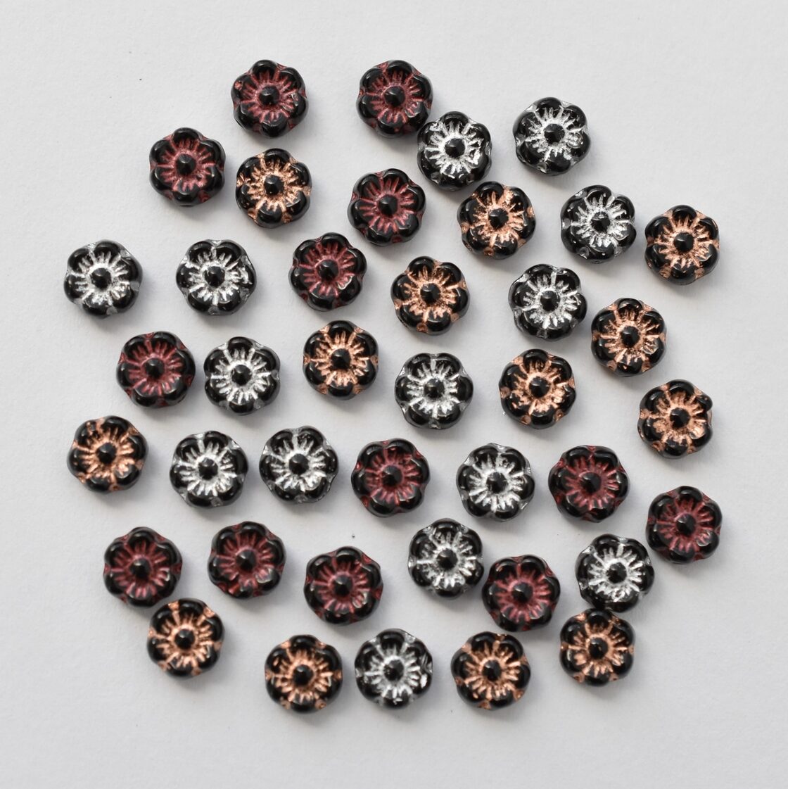 3種 各8粒 チェコビーズ フラワー アソート ブラック 6mm お花 