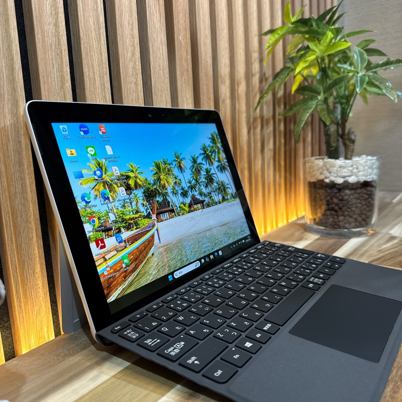 \ 公式ショップ限定価格❣️/ 《人気Surfaceシリーズ》2in1モデル プラチナ タッチパネル式 メモリ4GB Surface Go ノートパソコン 安心サポート&3ヶ月保証付き