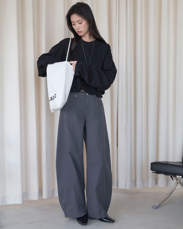 Curved Panel Loose Trousers