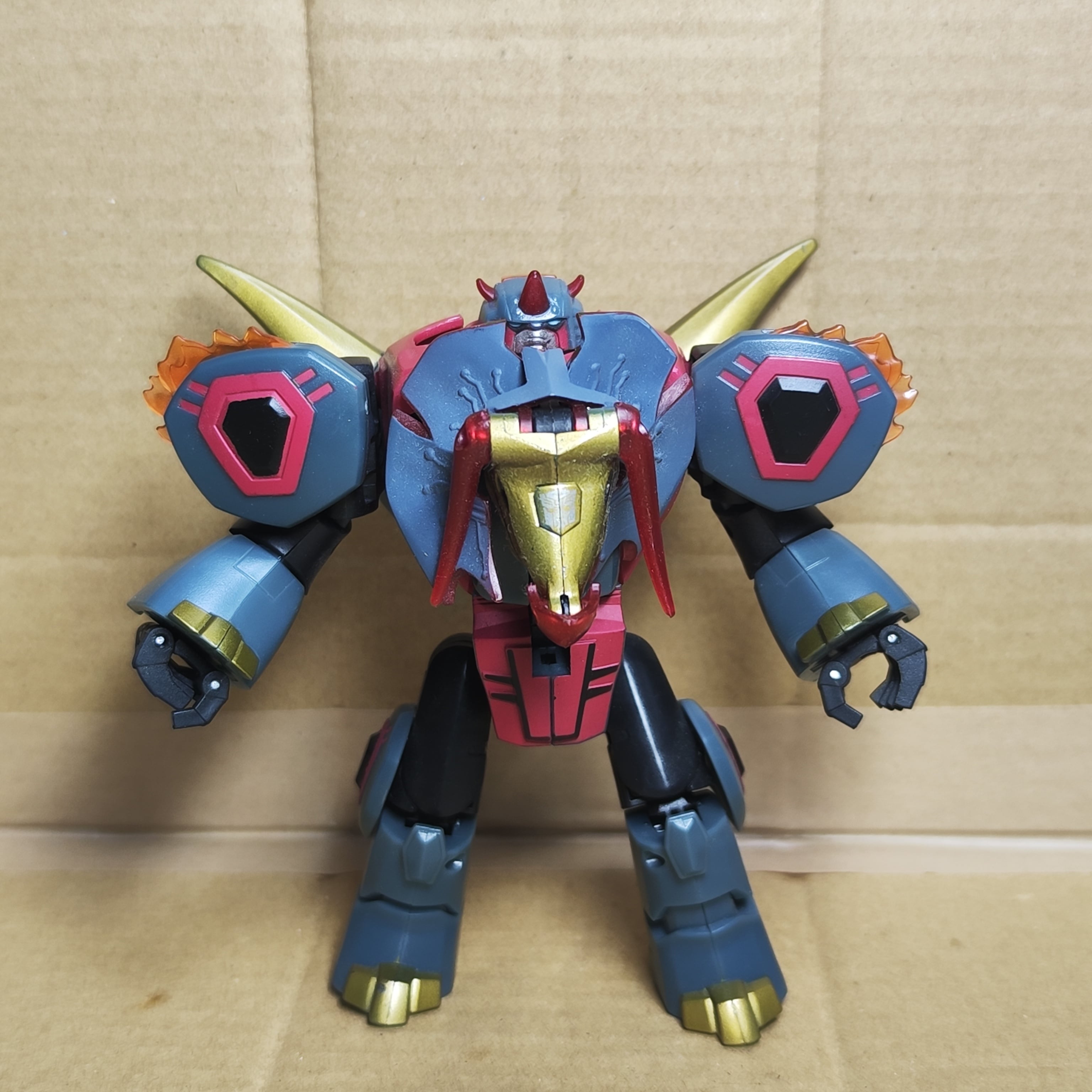 欠品あり】トランスフォーマーアニメイテッド スナール | パペランポロプス