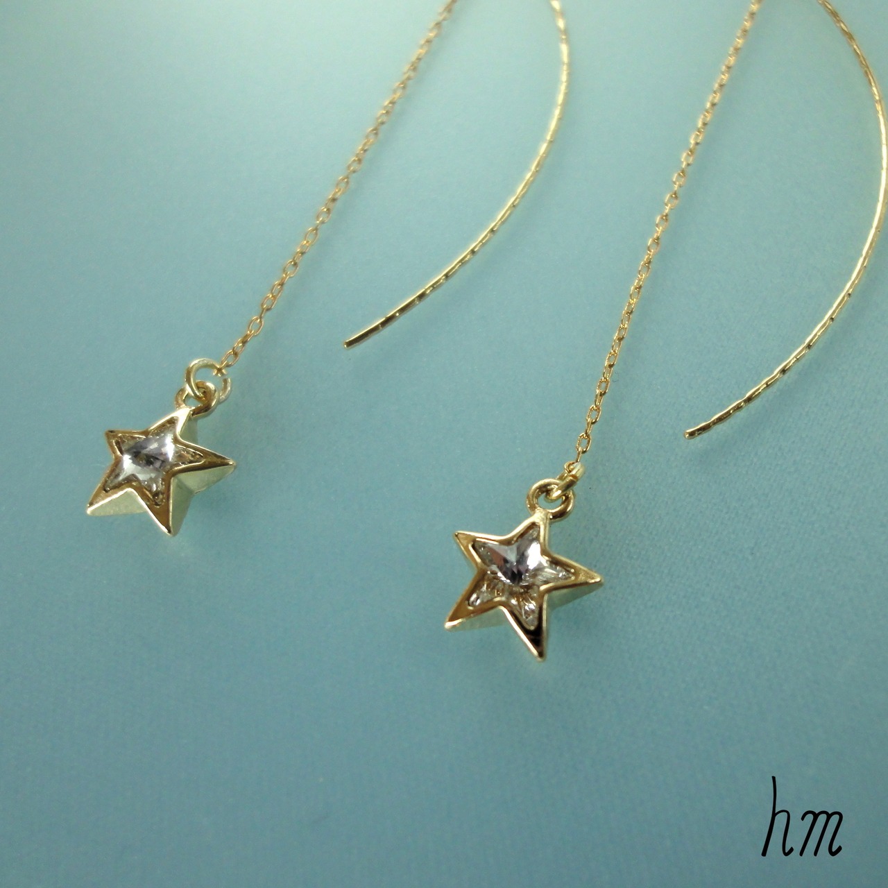 星モチーフピアス】女性に人気の華奢なスターピアス | hm