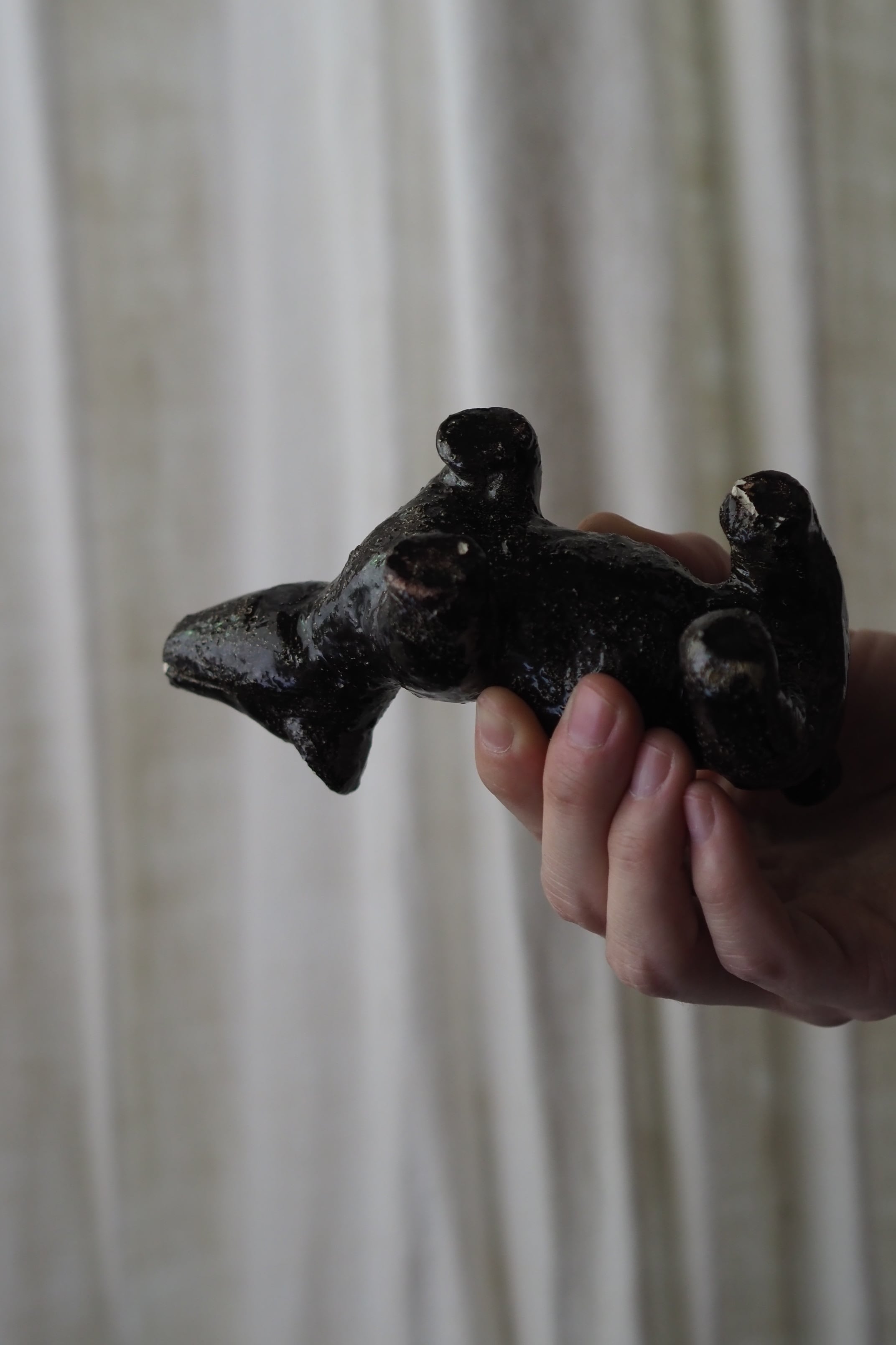 見上げる架空の動物-pottery animal objet | アンティーク