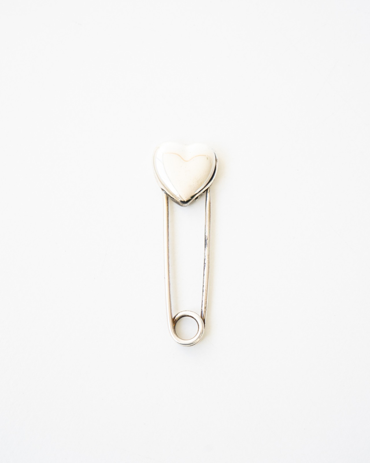 〈Tiffany＆Co〉Heart Safety Pin Brooch