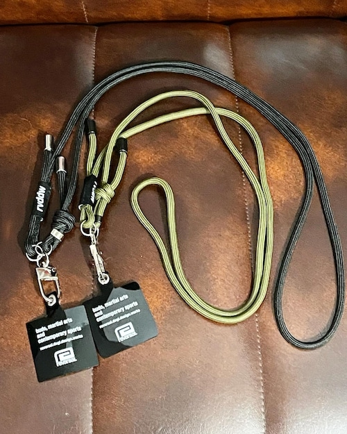 reversal MOBILE ROPE STRAP (2カラー)