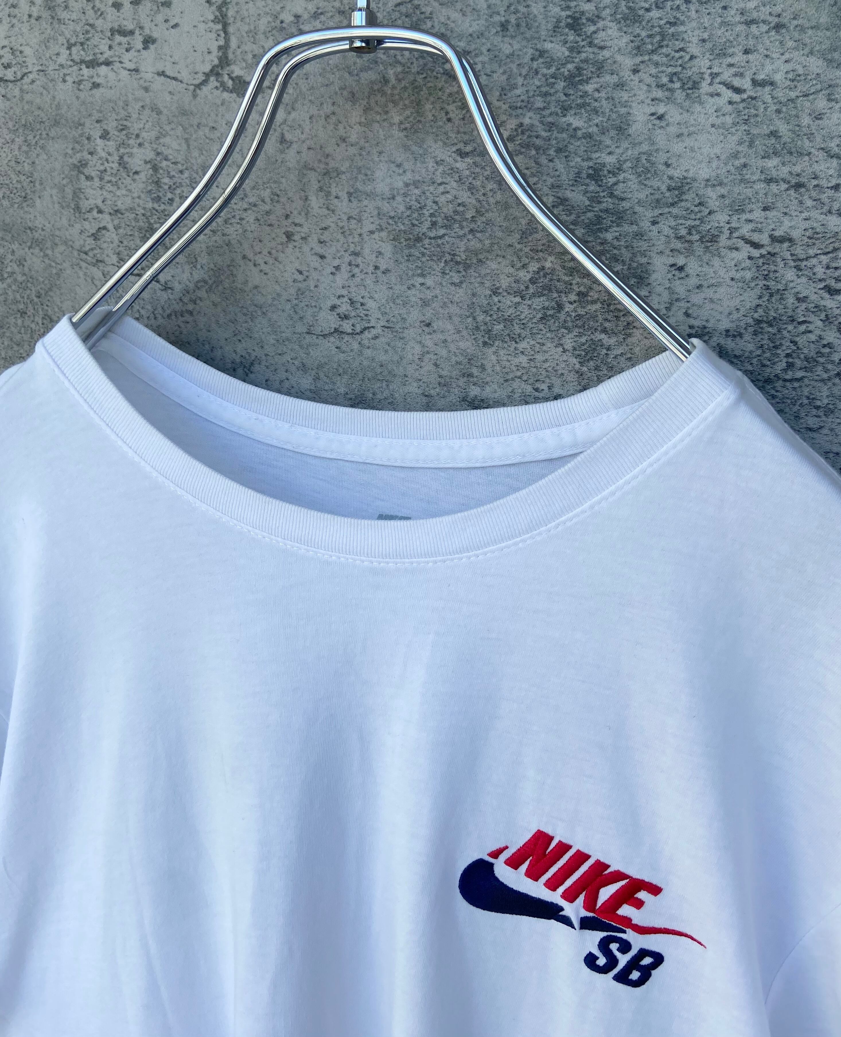 NIKE/ナイキSB ビッグ スター 刺繍ロゴ Tシャツ Ｌ | 【古着 らくふる