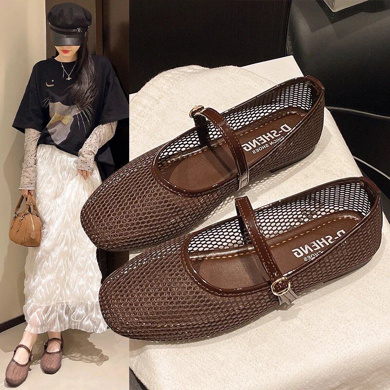 女性のフラットシューズ春の新ラウンドヘッド浅い口メッシュ布通気性ワードと滑り止め耐摩耗性シングルシューズ