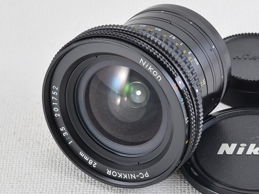 Nikon NIKKOR-PC 28mm F3.5