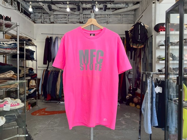 MFC STORE × STARTER REFLECTIVE LOGO TEE PINK XL 60130