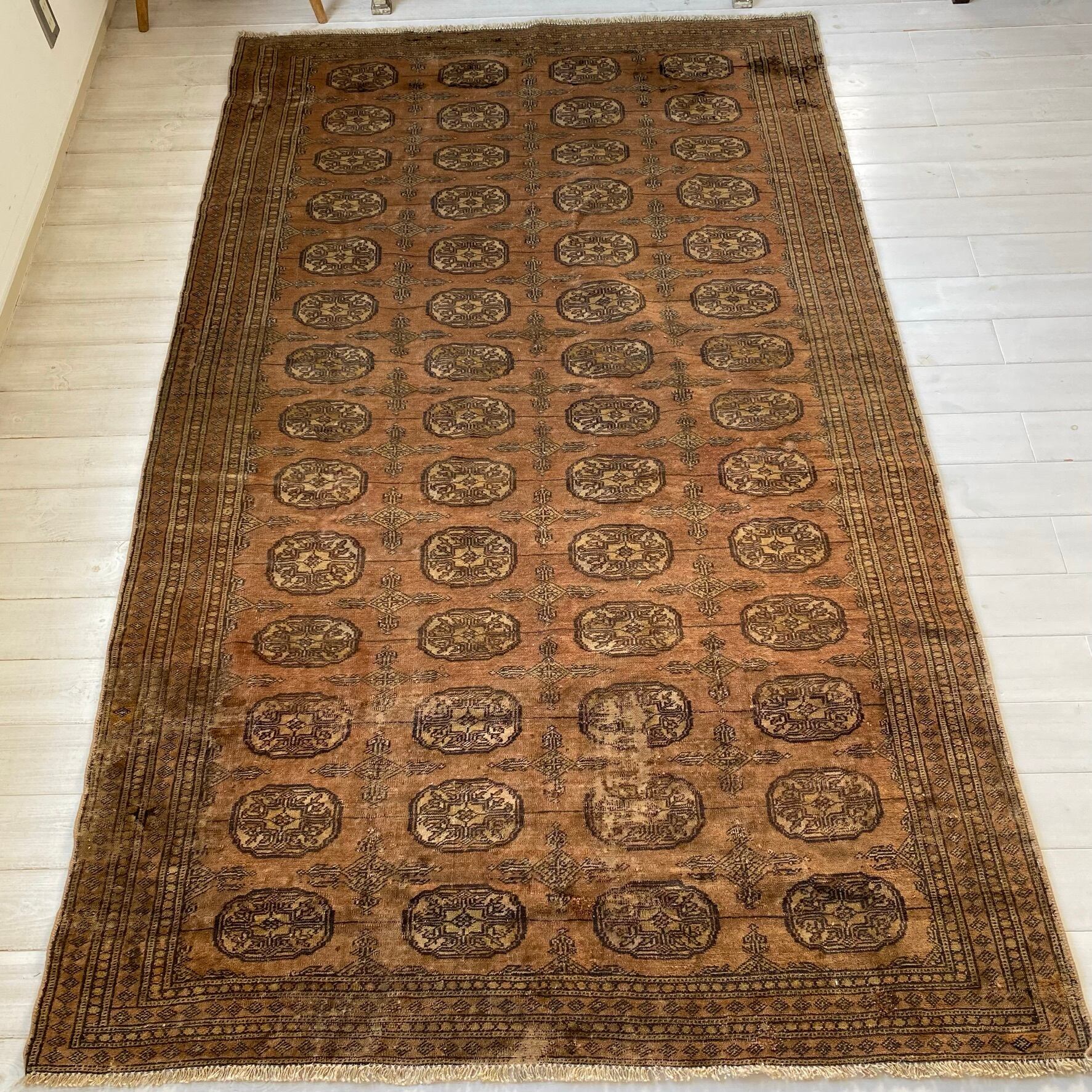 vintage rug, 219 Aubusson | fave