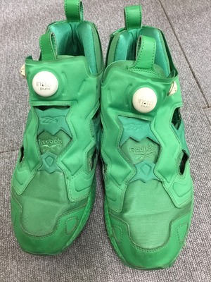 01043 Reebok インスタポンプフューリー　靴