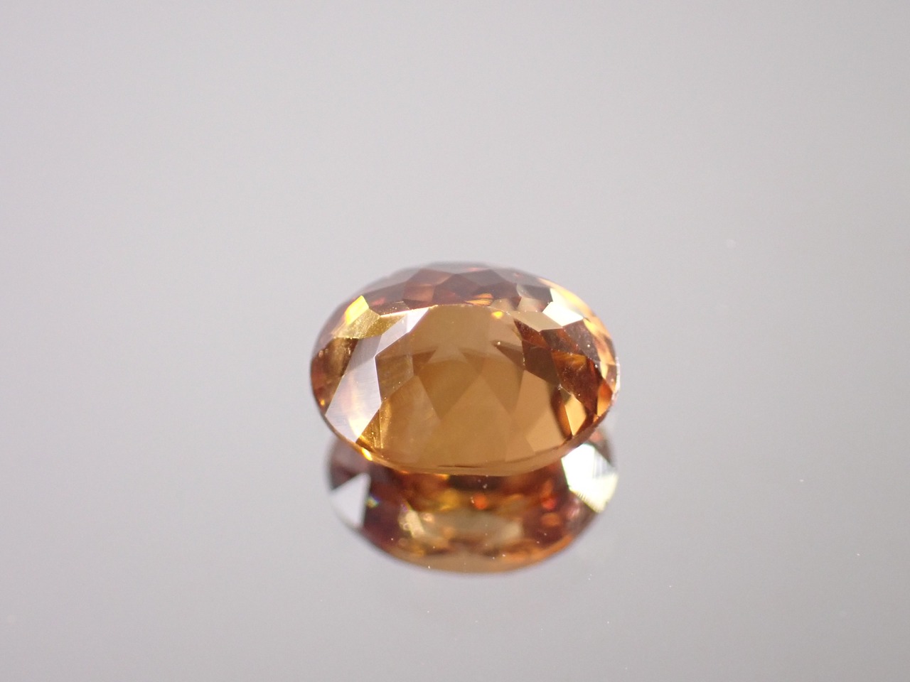 ブランデーカラージルコン　2.12ct　[C13‐476]