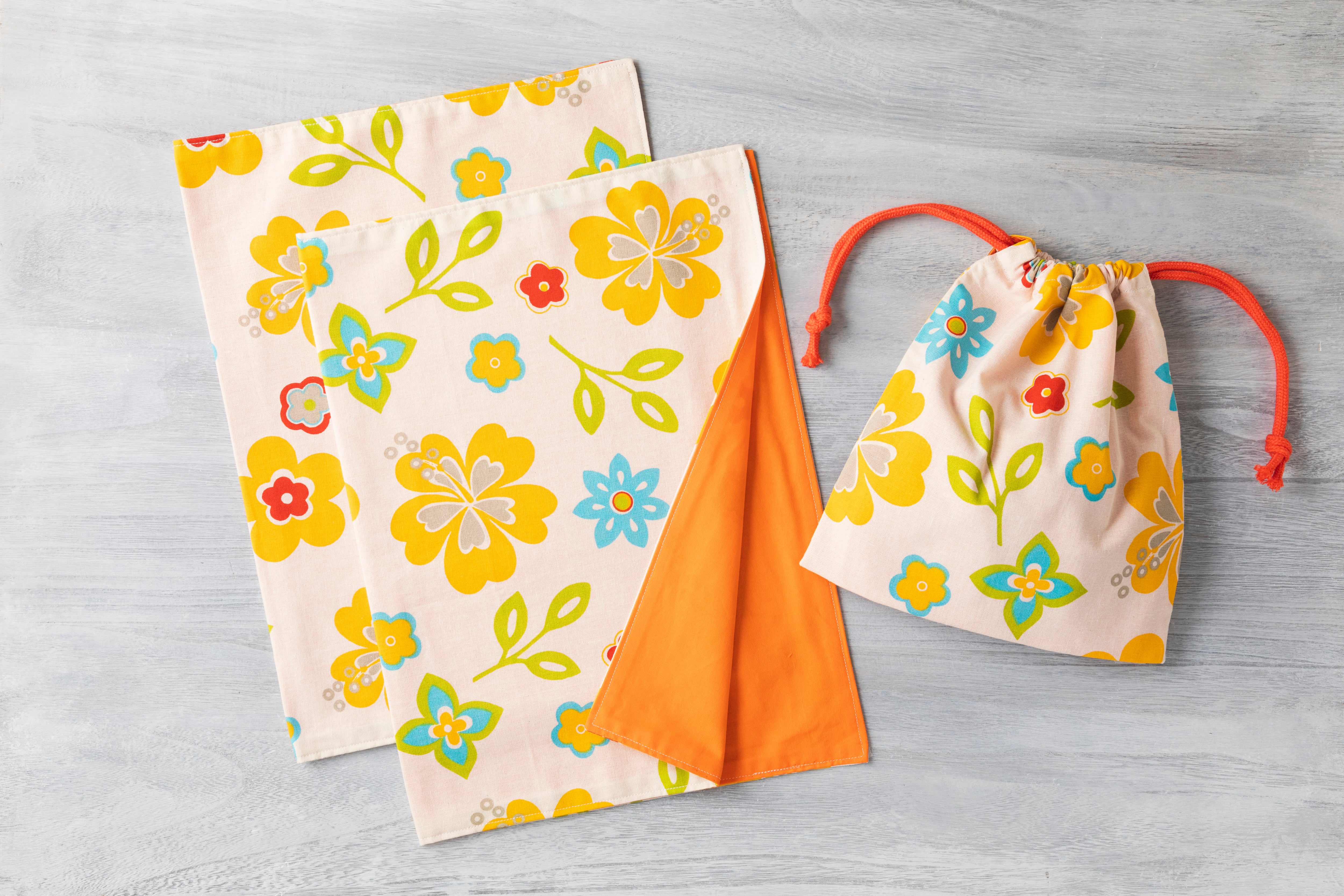 【60×40㎝】給食用ランチマット2枚&巾着セット ハイビスカス柄 オレンジ