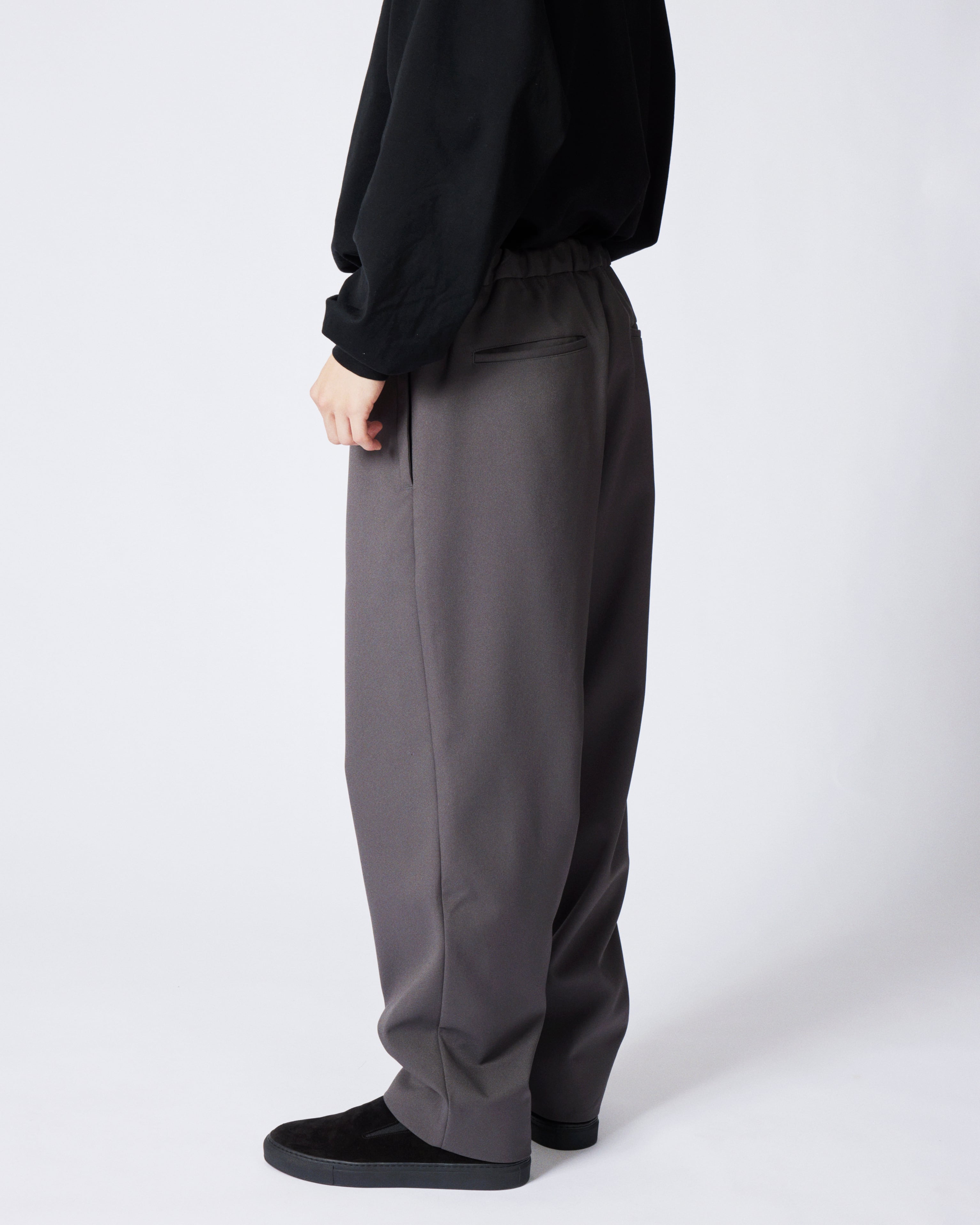 everyone polyester twill easy slacks (CHARCOAL) | everyone