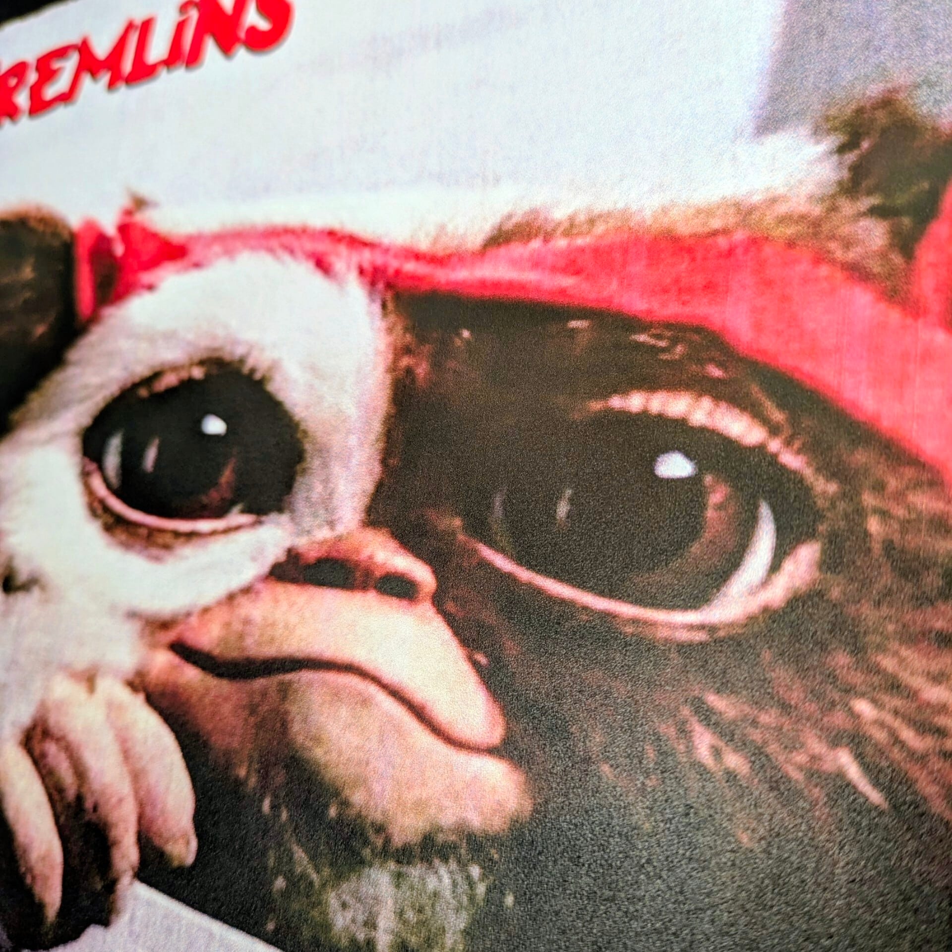 送料無料！ちょうどいいブリキ看板【 Gremlins （ グレムリン ）】ギズモ  METAL SIGN / メタルサイン / ブリキ看板 / サインボード / ビンテージ加工 〚アメリカン雑貨 アメトイ〛