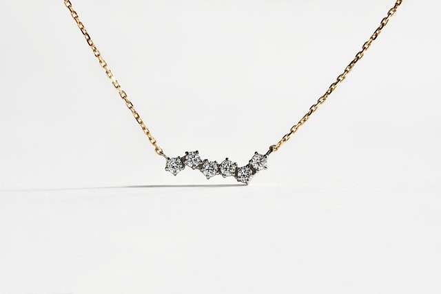 ダイヤモンド ネックレス / K18WG.K18YG