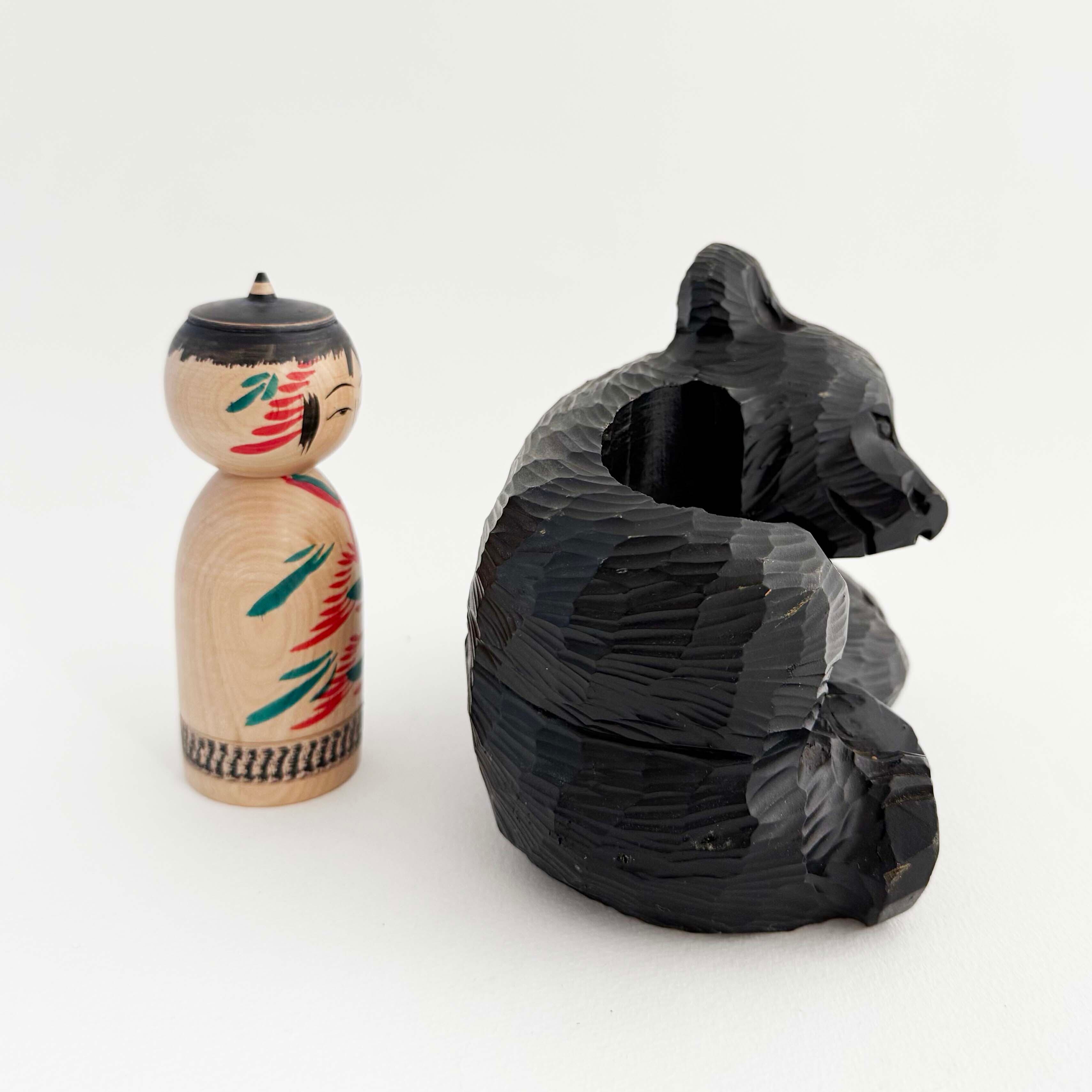 こけし抱っこ熊（こけし / 遠刈田系・小笠原義雄工人）