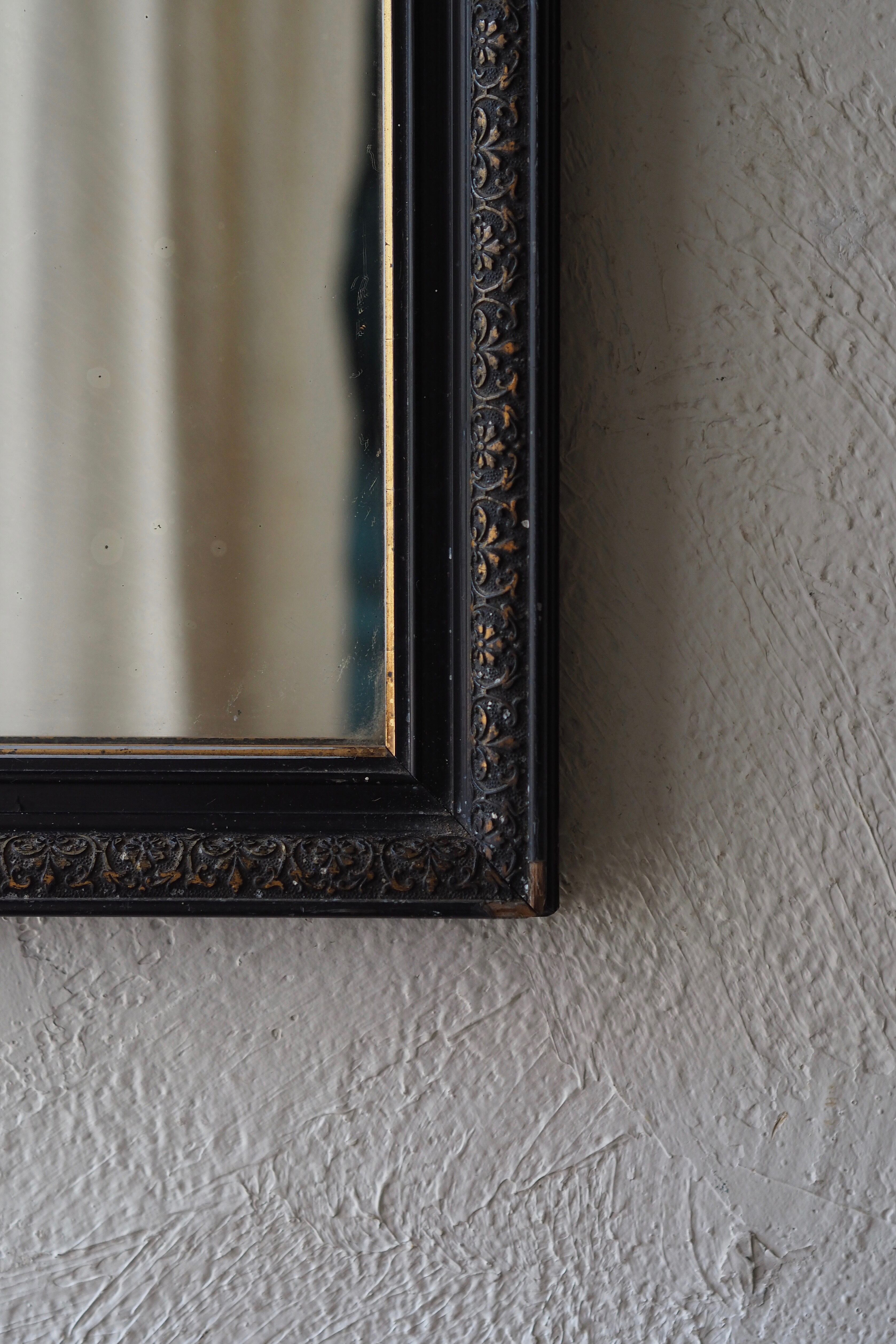 黒 ボタニカル装飾のミラー-antique black frame mirror