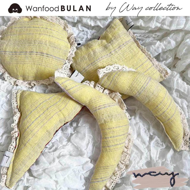 【＿Way collection＿ 】＊はぎれクッション＊MOONさんかくしかく（手作り クッション ハンドメイド トライアングル 三角 丸 まる 月 三日月 四角 スクエア あごのせ おでかけ ギフト プレゼント オリジナル）【Wanfood BULAN】