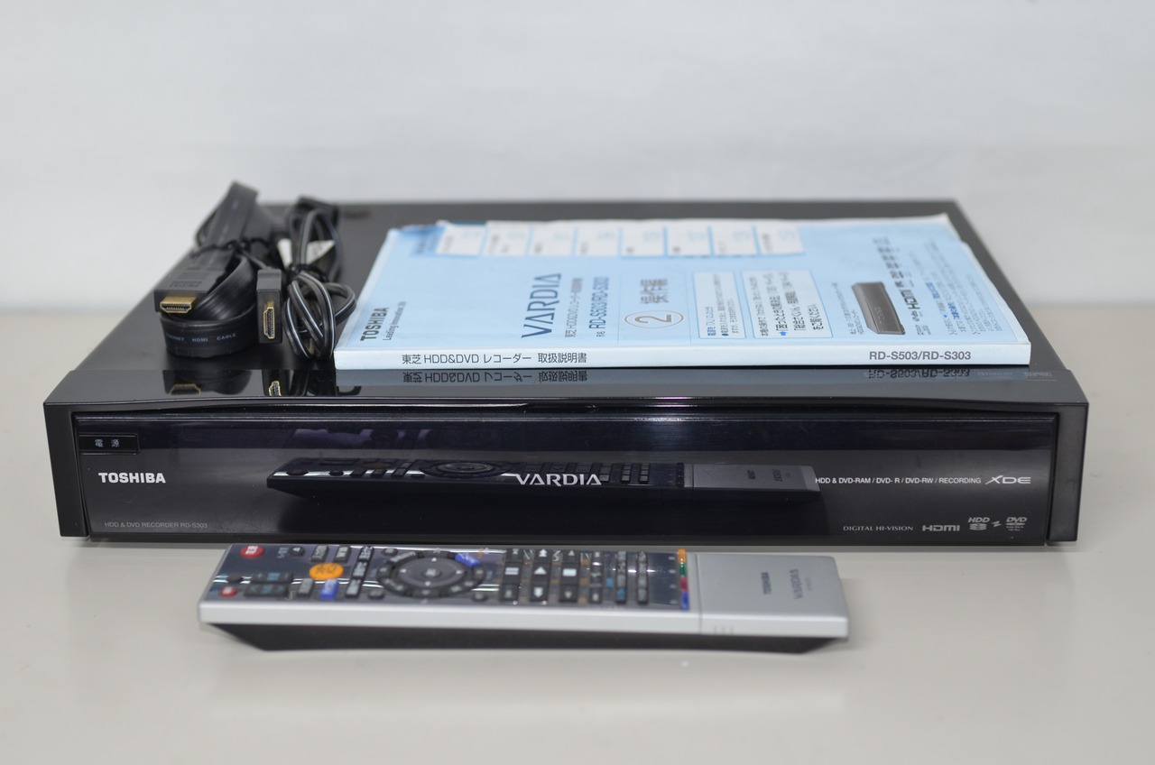 東芝DVDレコーダー 中古良品 東芝 RD-S303 DVDレコーダー 確認済 