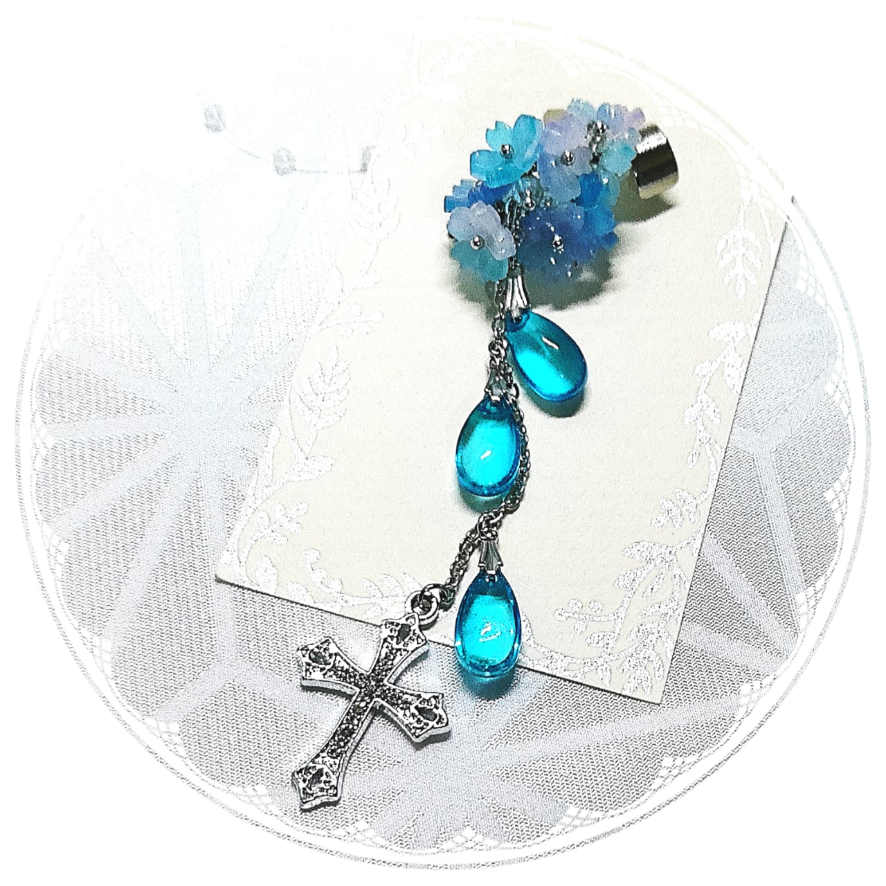 【イヤーカフス】桜に十字架