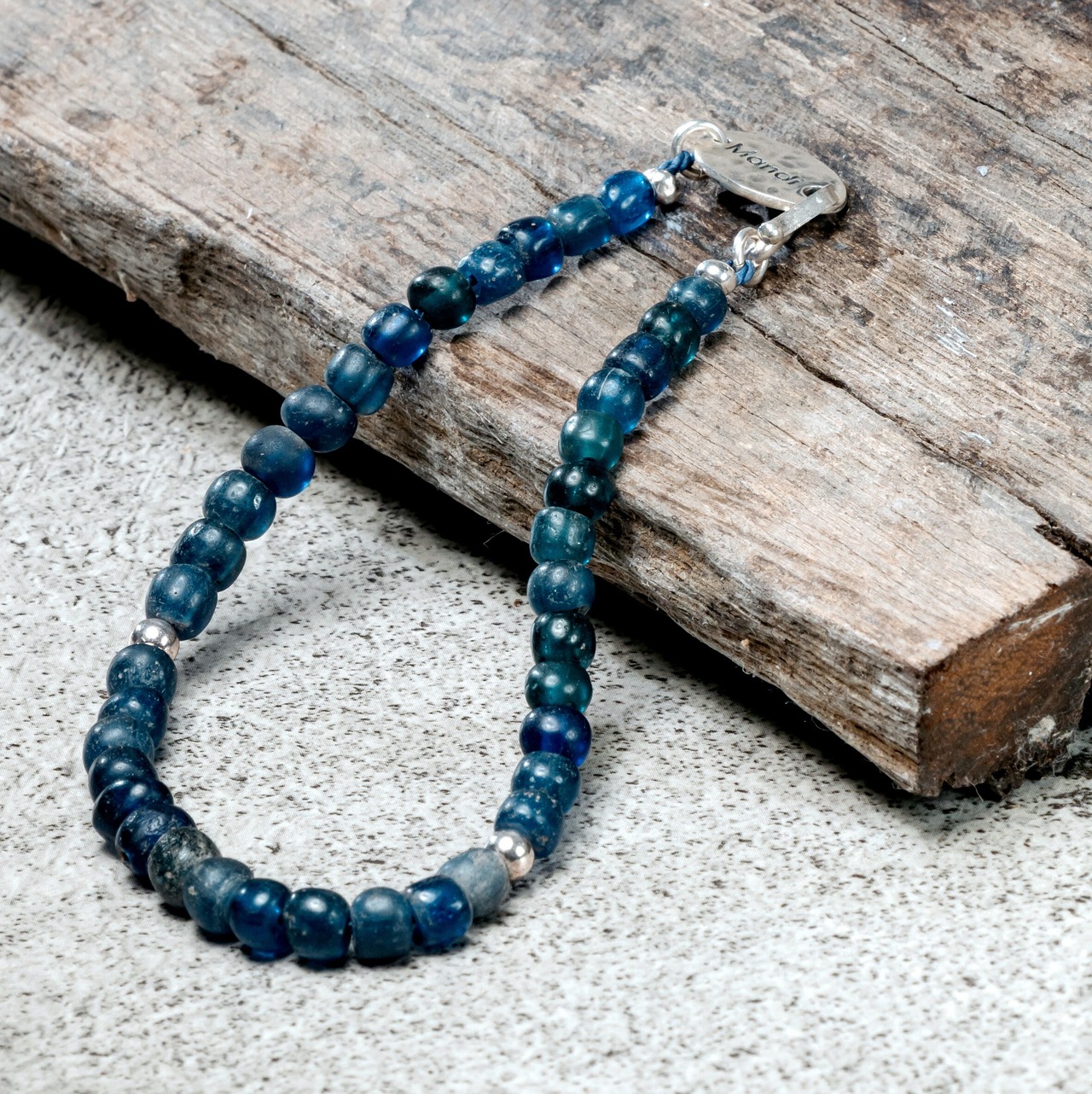 Mandi/マンディ Antique Beads Bracelet(Navy)