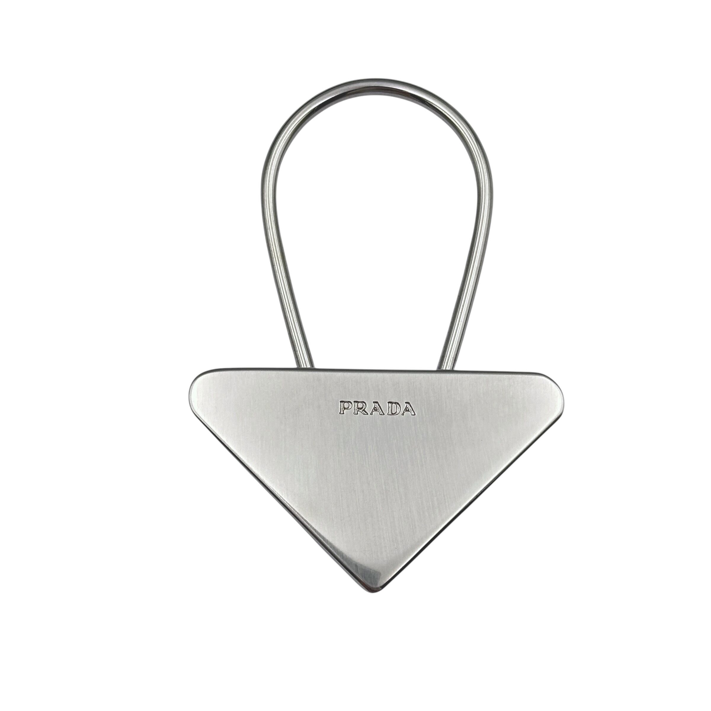 PRADA プラダ 三角プレート キーリング シルバー 30826-202607