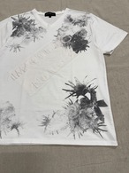 ''in the attic'' flower design T-shirts