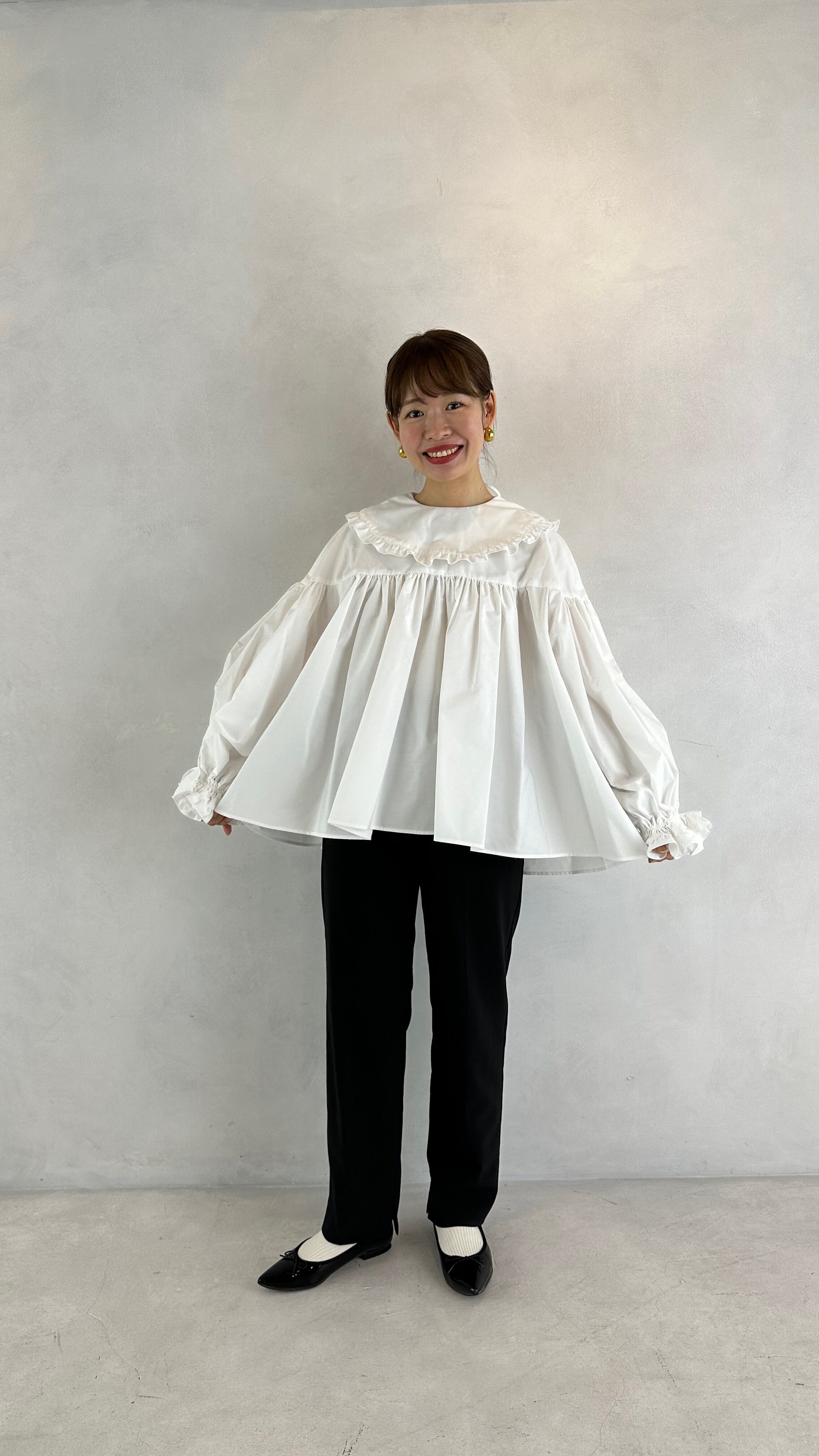 再販】フリルカラーブラウス_ホワイト | YOIHI 