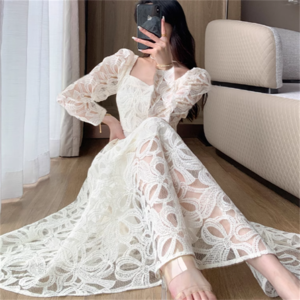 【送料無料】 ドレス ロングドレス ワンピース パーティドレス ロング マキシ 袖あり 長袖 ラウンドネック Aライン フレア 透け感 シースルー 薄手生地 エレガント 可愛い 大人可愛い きれいめ シンプル カジュアル シック コンサバ 華やか 大人 上品 おしゃれ お洒落 主役級 こなれ感 高見え 高級感 フェミニン 花柄 春 20代 30代 40代 レディース 女性 デート お出かけ 女子会 お呼ばれ 休日 お茶会 授業参観 結婚式 二次会 パーティ 演奏会 着回し 普段使い ファッション プチプラ